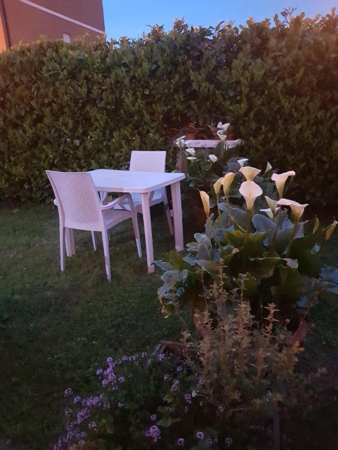 Piano di Follo B&B La Damigiana Fioi المظهر الخارجي الصورة