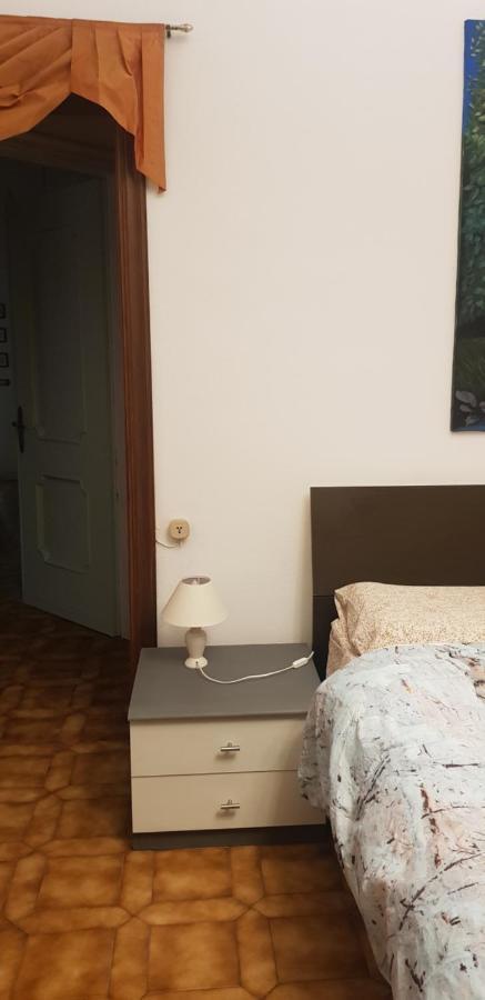 Piano di Follo B&B La Damigiana Fioi المظهر الخارجي الصورة