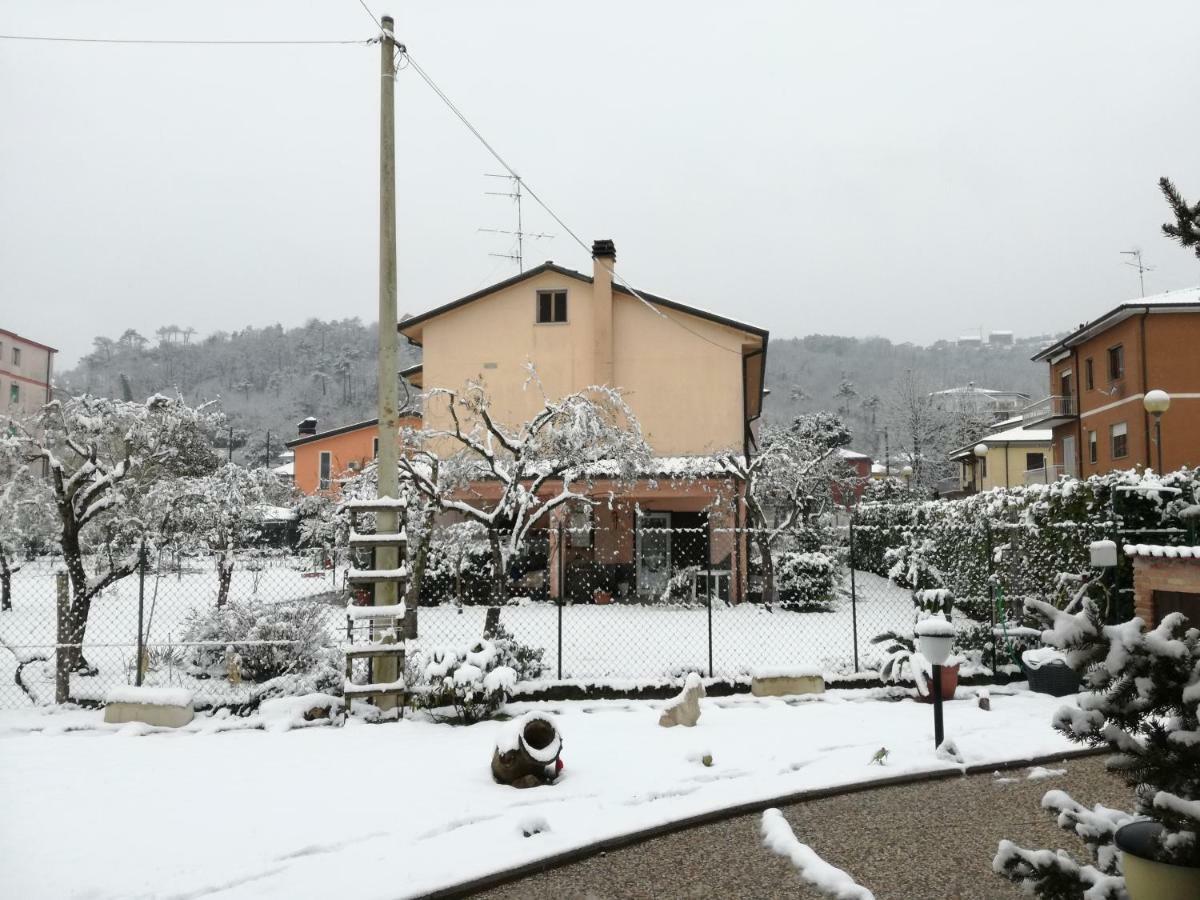 Piano di Follo B&B La Damigiana Fioi المظهر الخارجي الصورة